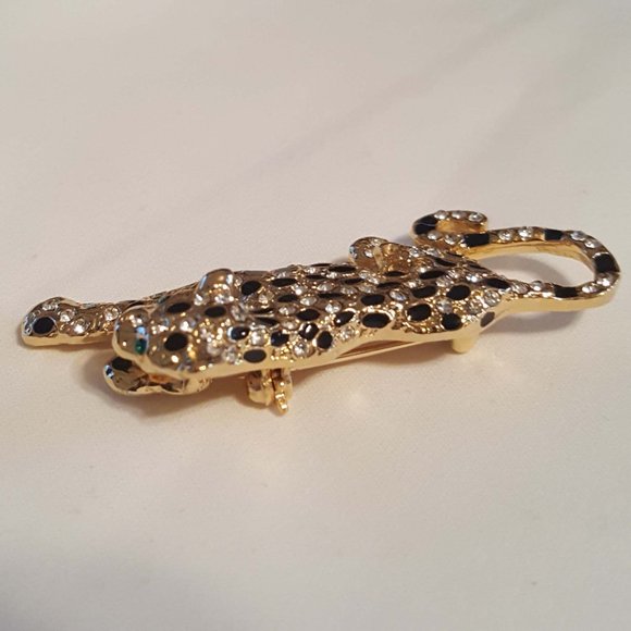 Rhinestone Crystal Pave Cheetah Brooch-Black Enameled Spots -Jeweled Green Eyes - Picture 4 of 7